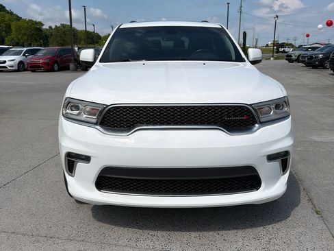 Used 2022 Dodge Durango SXT w/ Anodized Platinum Package AWD/4WD image 3