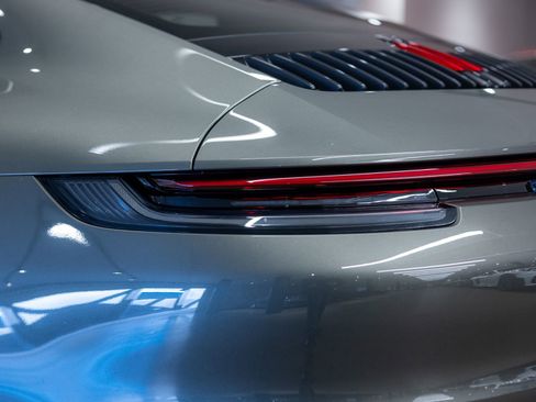 Certified 2020 Porsche 911 Carrera S w/ Premium Package RWD image 25