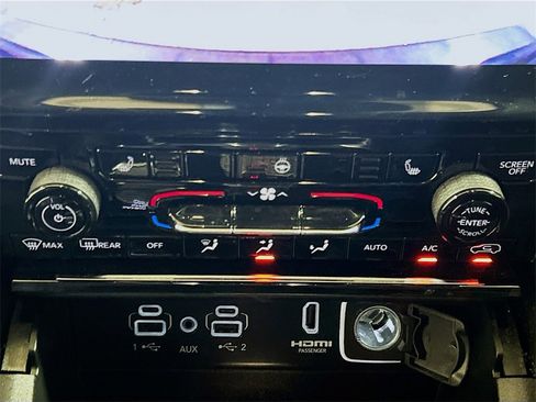 Used 2024 Jeep Grand Cherokee Limited 4xe w/ Trailer Tow Package image 14