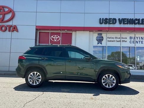 Certified 2023 Toyota Corolla Cross LE FWD image 6