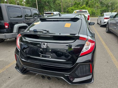 Used 2019 Honda Civic Sport image 7