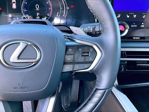 Used 2024 Lexus RX 350 Premium w/ Convenience Package image 23