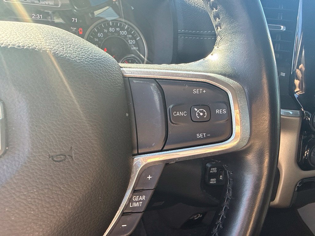 Used 2022 RAM 1500 Laramie AWD/4WD image 19