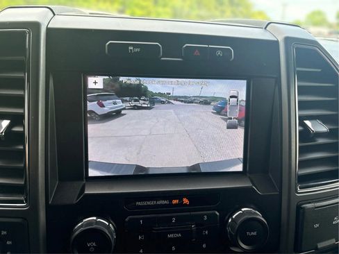 Used 2019 Ford F150 XLT w/ Equipment Group 302A Luxury AWD/4WD image 29
