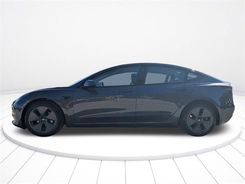 Used 2023 Tesla Model 3 Long Range image 6
