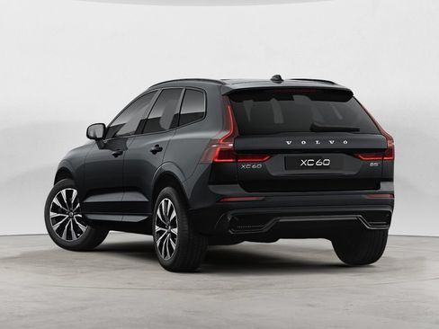 Certified 2024 Volvo XC60 B5 Core w/ Protection Package Premier AWD/4WD image 5