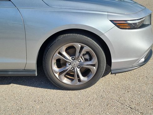 Used 2024 Honda Accord EX image 7