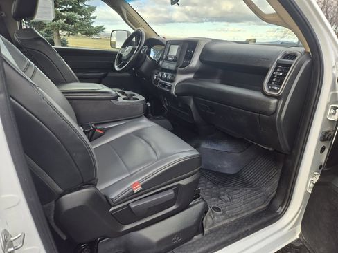Used 2019 RAM 3500 Tradesman image 21