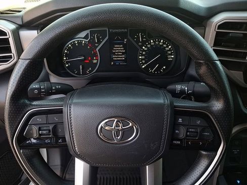 Used 2024 Toyota Tundra SR5 w/ SR5 Convenience Package AWD/4WD image 17