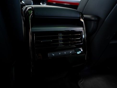 Used 2023 Land Rover Range Rover Sport SE Dynamic image 48