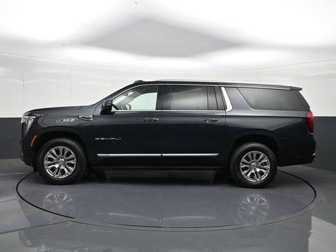 Used 2025 GMC Yukon XL Denali AWD/4WD image 2