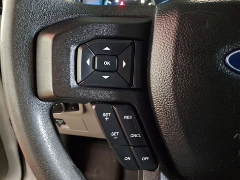 Used 2018 Ford F150 XLT w/ Trailer Tow Package image 27