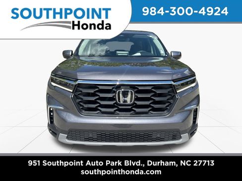 Used 2025 Honda Pilot EX-L image 2
