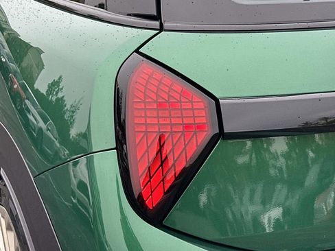 Used 2025 MINI Cooper S image 29