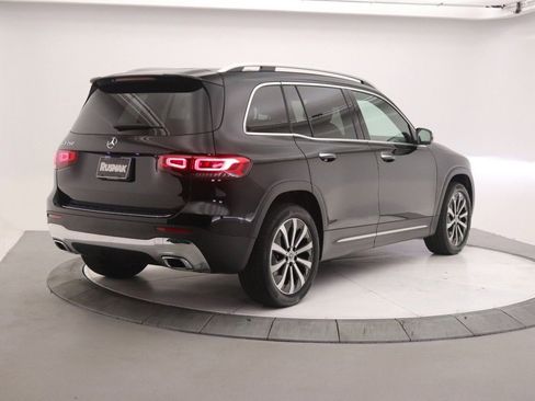 Certified 2023 Mercedes-Benz GLB 250 image 5