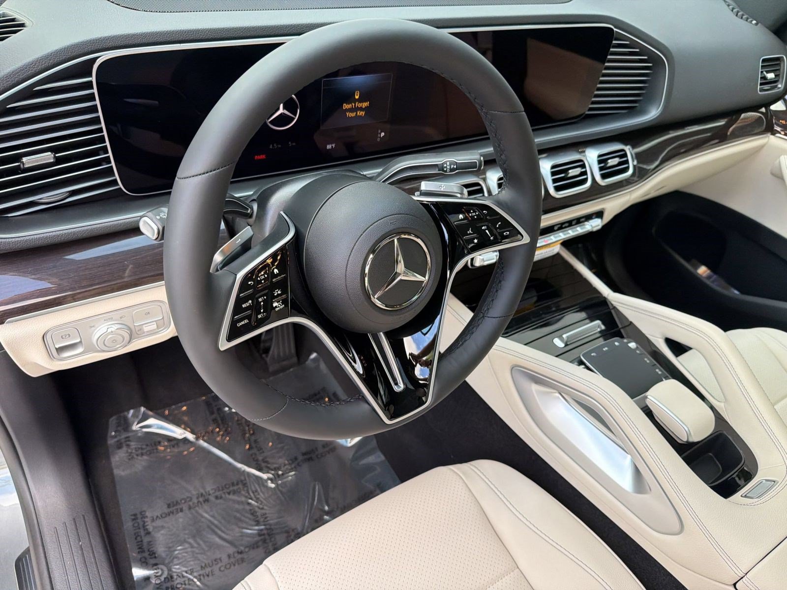 Used 2026 Mercedes-Benz GLE 350 4MATIC image 4
