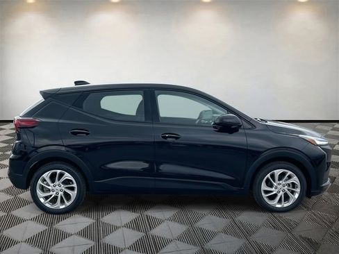 New 2027 Chevrolet Bolt LT w/ Comfort Package image 4