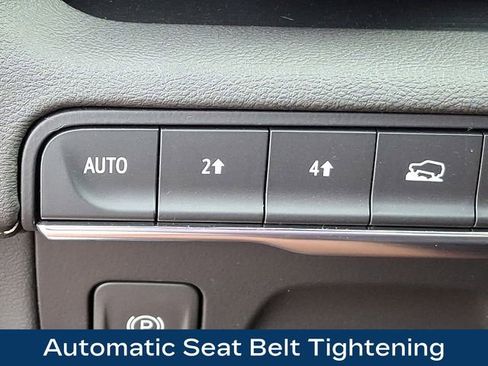 Used 2024 Cadillac Escalade ESV Premium Luxury image 32