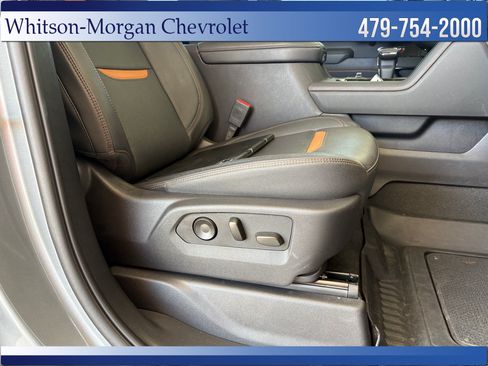 Used 2024 GMC Sierra 1500 AT4 w/ Technology Package AWD/4WD image 40