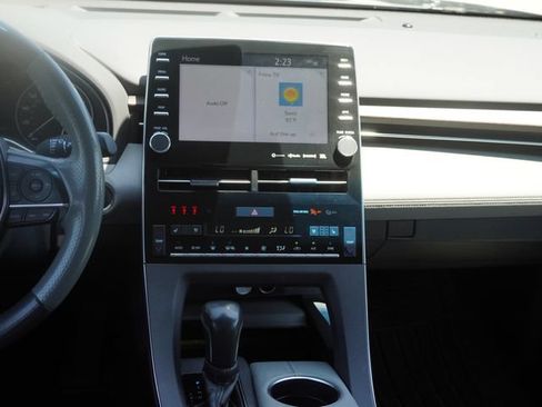 Used 2020 Toyota Avalon Limited w/ Advanced Safety Package FWD image 13