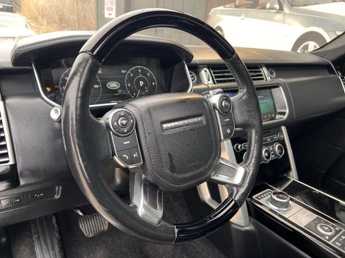 Used 2017 Land Rover Range Rover HSE image 13