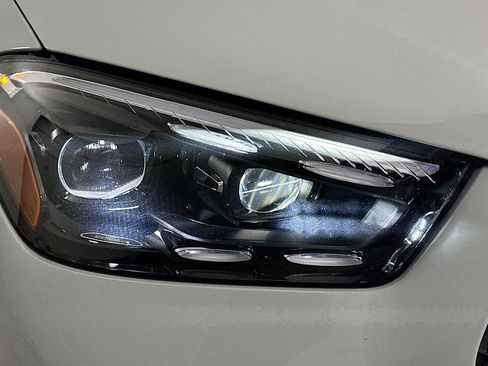 Certified 2024 Mercedes-Benz GLE 450 4MATIC image 39
