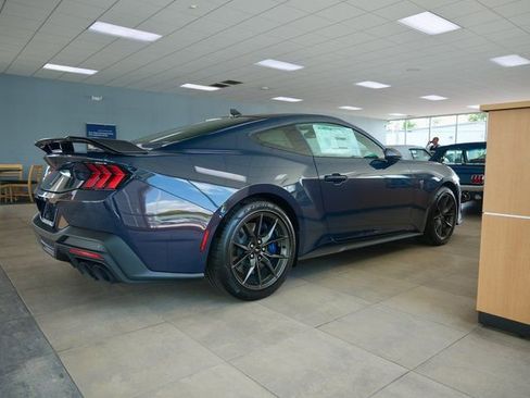 New 2025 Ford Mustang Dark Horse image 7