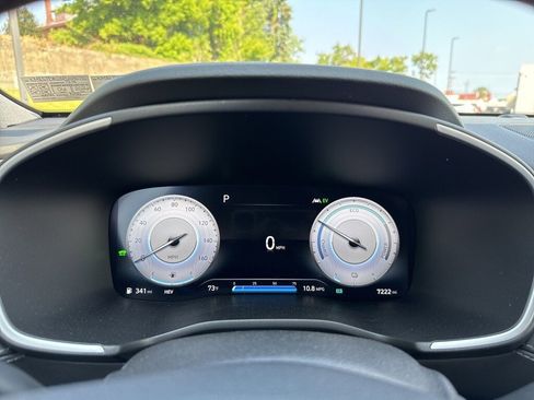 Certified 2023 Hyundai Santa Fe Limited image 40