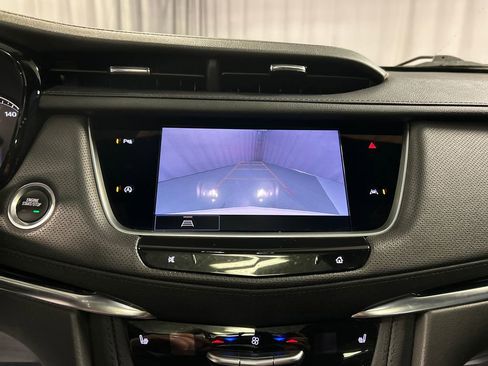 Used 2023 Cadillac XT6 Luxury image 18