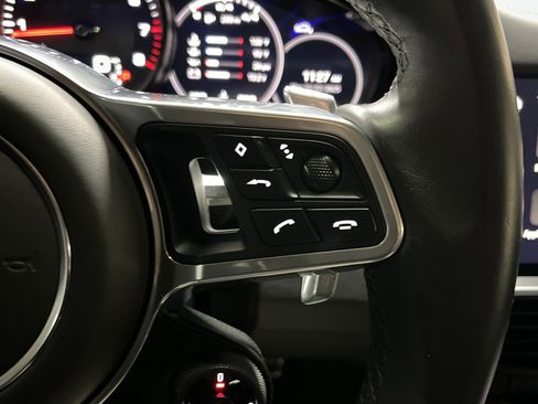 Used 2023 Porsche Cayenne GTS image 20