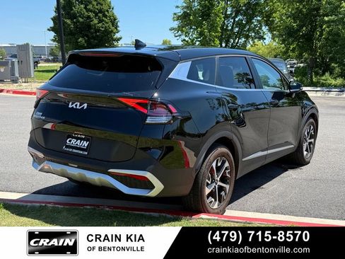 Certified 2025 Kia Sportage EX FWD image 6