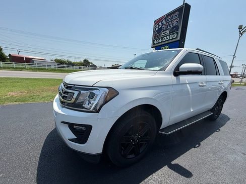 Used 2020 Ford Expedition XLT w/ Equipment Group 202A AWD/4WD image 8