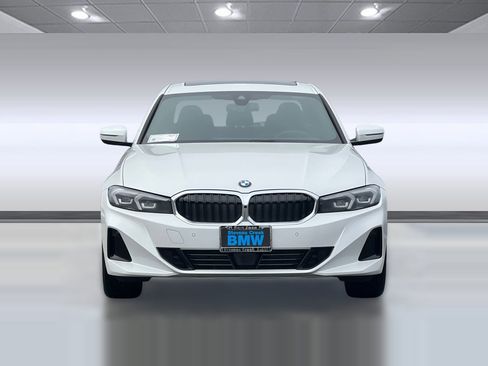 New 2026 BMW 330i xDrive Sedan w/ Premium Package image 5