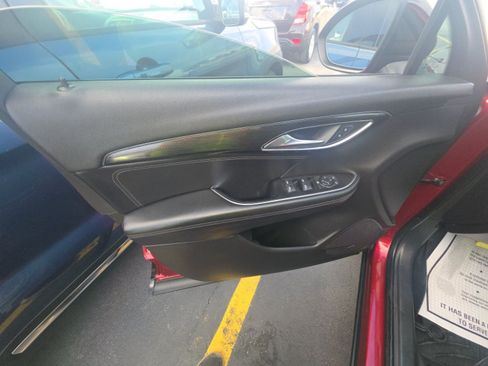 Used 2022 Buick Envision Preferred w/ Sport Touring Package FWD image 9