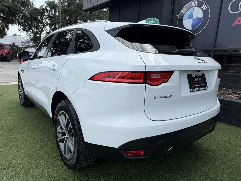 Used 2018 Jaguar F-PACE Premium AWD/4WD image 4