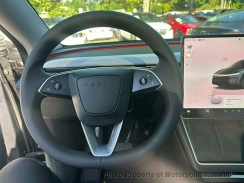 Used 2026 Tesla Model Y Long Range RWD image 16