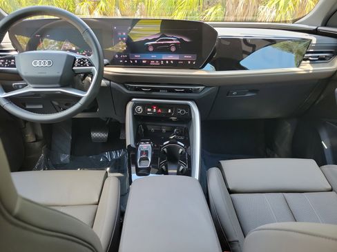 Certified 2025 Audi Q5 Premium Plus w/ Premium Plus AWD/4WD image 14