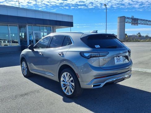 New 2026 Buick Envision Avenir image 2