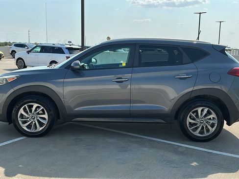 Used 2016 Hyundai Tucson SE w/ Option Group 02 FWD image 9