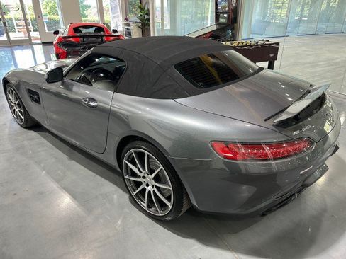 Used 2019 Mercedes-Benz AMG GT Roadster image 42