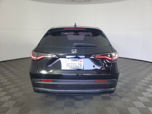 Certified 2023 Honda HR-V LX image 5