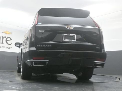 Used 2024 Cadillac Escalade ESV Premium Luxury Platinum image 56