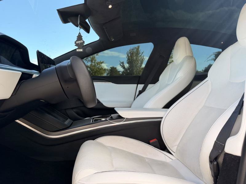 Used 2022 Tesla Model S Plaid AWD/4WD image 13