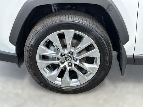 Used 2025 Toyota RAV4 XLE Premium FWD image 13