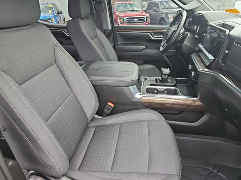 Used 2023 Chevrolet Silverado 1500 RST w/ Protection Package AWD/4WD image 10