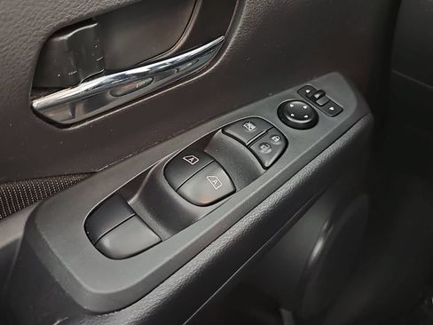 Used 2024 Nissan Kicks SV FWD image 26