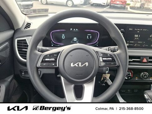 Certified 2026 Kia Seltos LX AWD/4WD image 16