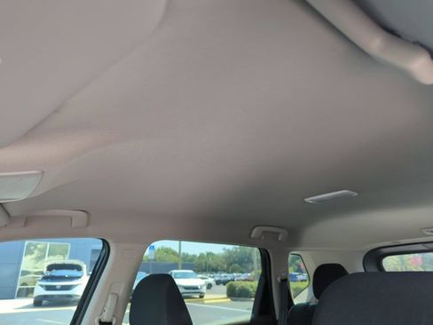 Certified 2023 Nissan Rogue S FWD image 30