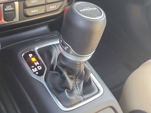 New 2026 Jeep Gladiator Willys AWD/4WD image 27