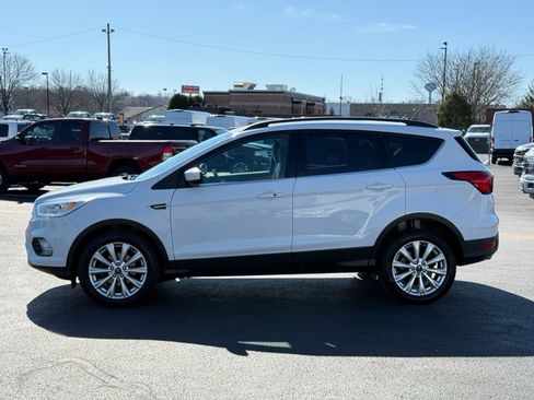 Used 2019 Ford Escape SEL image 6